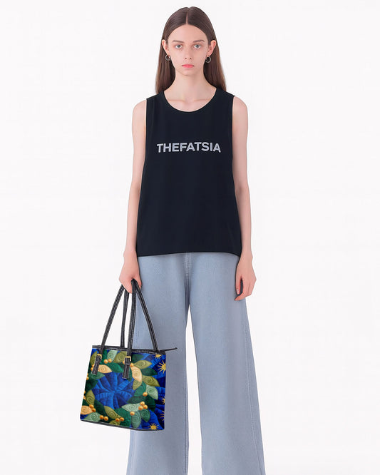 Christmas Wreath Leather Saddle Shoulder Bag FSB0029